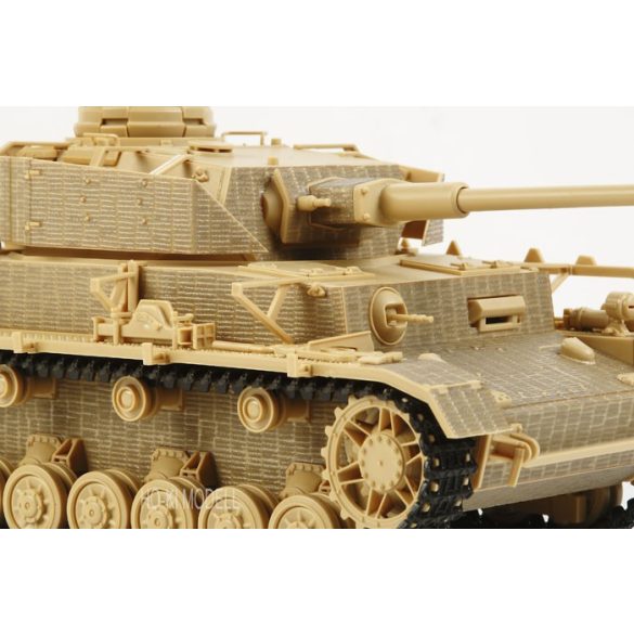 Tamiya 12650  1:35 Zimmerit Készlet Panzer IV Ausf.J Harcjárműhöz