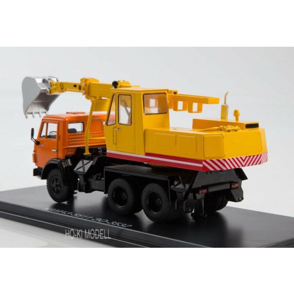 SSM 1455 KAMAZ 5511 Excavator EO-3532 Teherautó