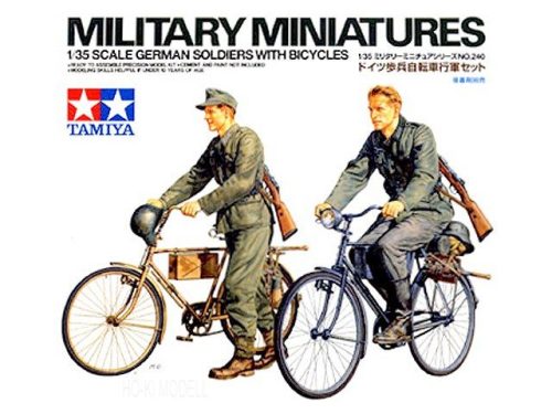 Tamiya 35240  German Soldiers with Bicycles