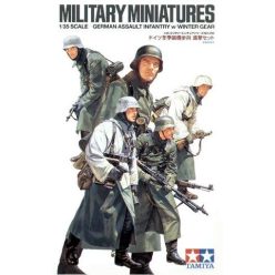 Tamiya 35256  German Assault Infantry (Winter)