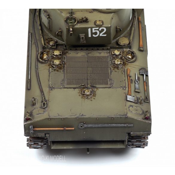 Zvezda 3702 M4A2 Sherman 75mm