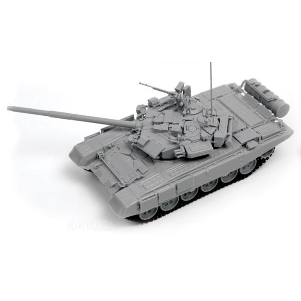 Zvezda 5020 Russian Main Battle Tank T-90 