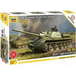 Zvezda 5062 Soviet Tank Destroyer SU-85