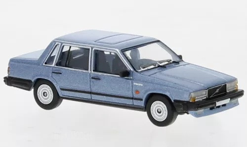 PCX 870661 Volvo 740 - 1984