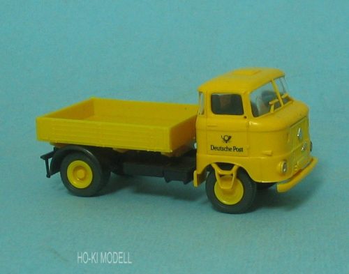 Modelltec IFA W-50 Rövid Platós Teherautó - Deutsche Post