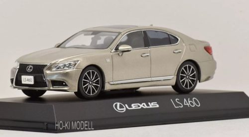 Kyosho 3659T Lexus LS460 F Sport