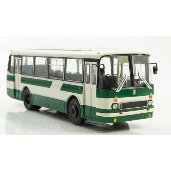 Bus Magazine LAZ-695R Autóbusz